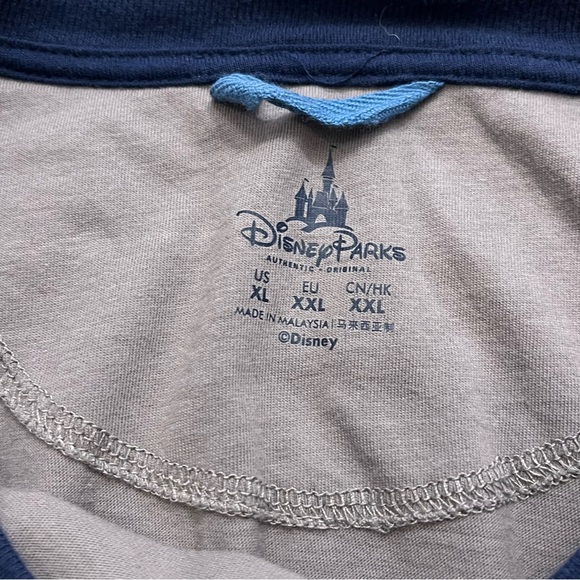Disney Parks Shirt Adult Extra Large Gray Blue Pocket Graphics Crew Neck Mens - Picture 3 of 10